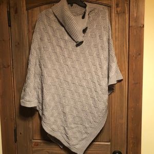 Asymmetrical hem poncho